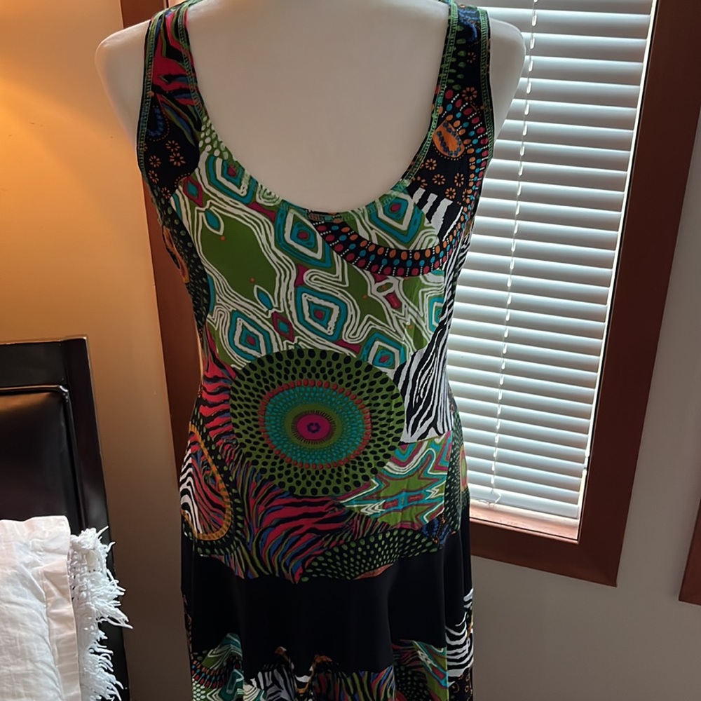 FRESH IN!! JOSEPH RIBKOFF- Bold & Bright Tank Dress - Picture 2 of 7